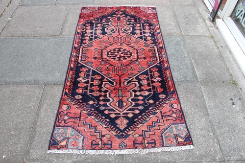 Tapis traditionnel fait main - tapis,