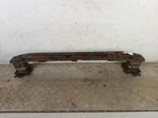 Renfort pare choc avant