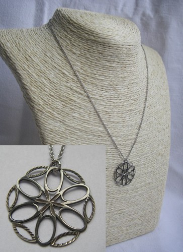 Collier pendentif rosace - collier,