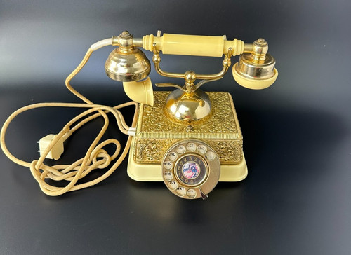 French style rotary telephone - style,