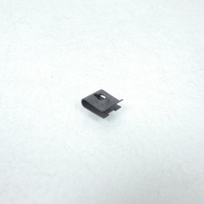 Agrafe de carrosserie pour