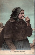 29 CARANTEC - vieille femme