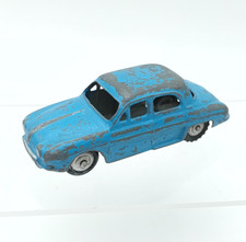 DINKY TOYS DAUPHINE RENAULT car - vintage France
