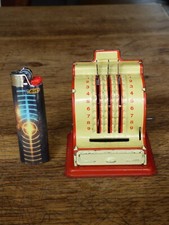 Ancien jouet tôle miniature