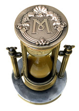 Joli SABLIER ancien en bronze