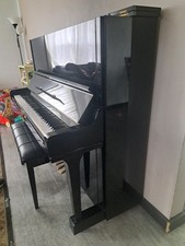Yamaha 1985 U3 Upright Piano. 