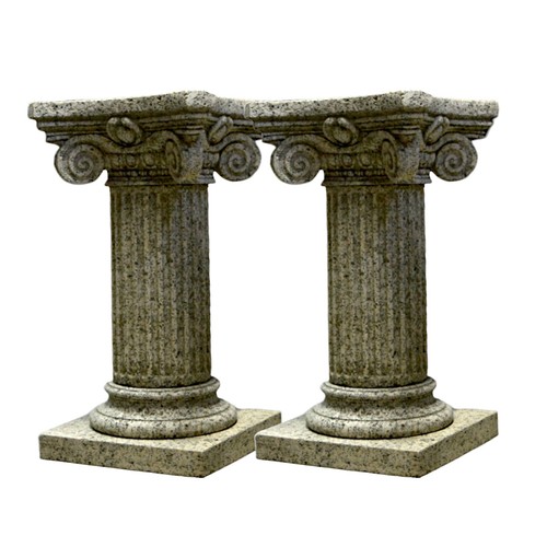 Pair columns with marble - of,