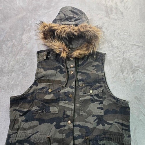 Maurices camo utility vest - maurices,