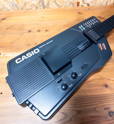 Synthétiseur guitare