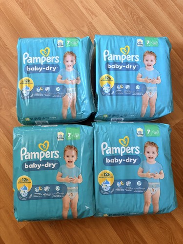 Lot paquets pampers - 4,