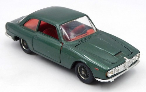 Politoys alfa romeo 2600 - alfa,