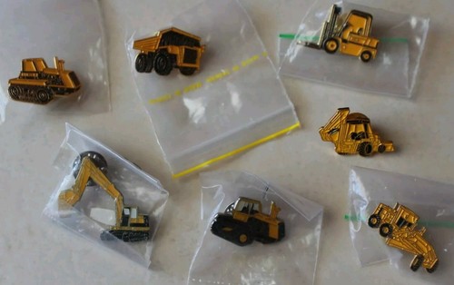 Pins caterpillar tractor - 7,