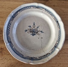 ANCIENNE PLAT EN FAÏENCE DE