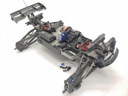 Traxxas revo 1 8 monster - e-revo,