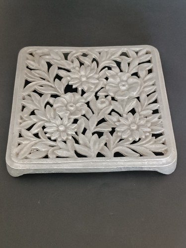 Dessous plat ancien - **dessous,