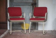 Paire de fauteuils Strafor