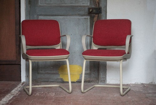 Paire fauteuils strafor - de,