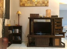 Meuble de rangement style colonial Tikamoon (tv ou autre) en bois exotique.