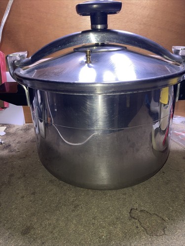 Ancienne cocotte - (d,