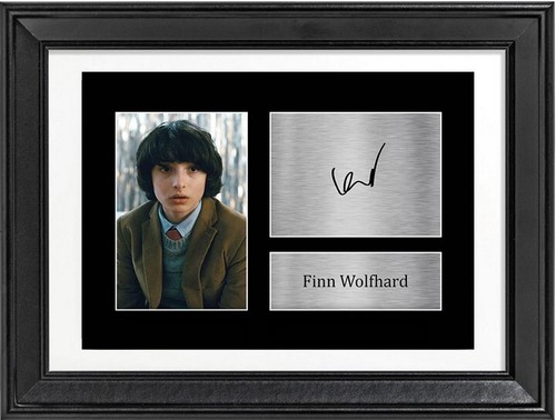 Finn wolfhard autographe avec - wolfhard,
