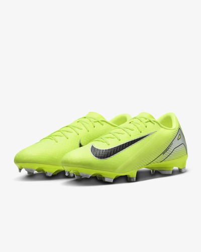 Bottes chaussures football - ,