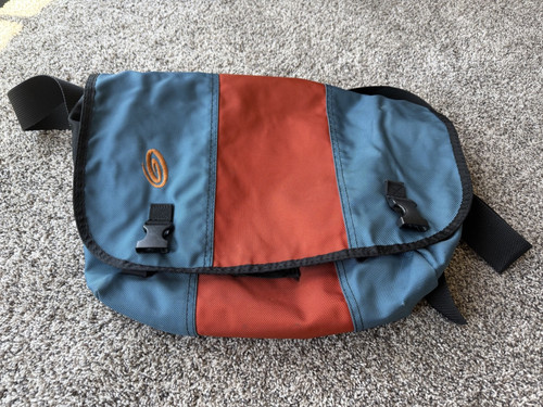 Timbuk2 classic messenger bag - timbuk2,