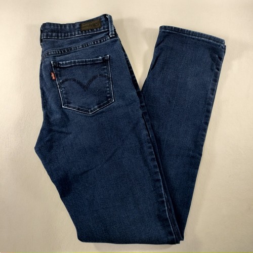 Levis demi curve - curve, slim