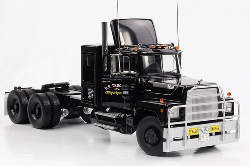Mack 700l 1974 comme film - rl,