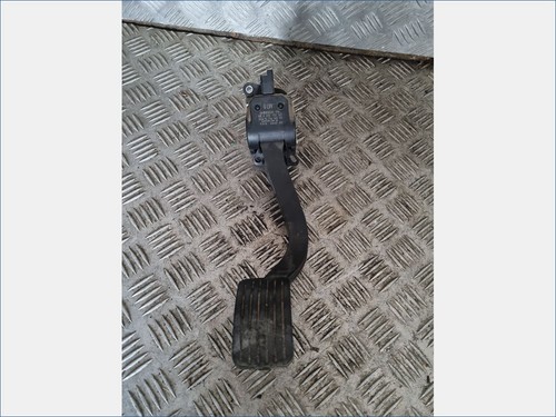 Pédale accélérateur - ,