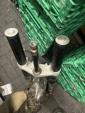 KTM DUKE 125 FORKS SUSPENSION YOKES 2016