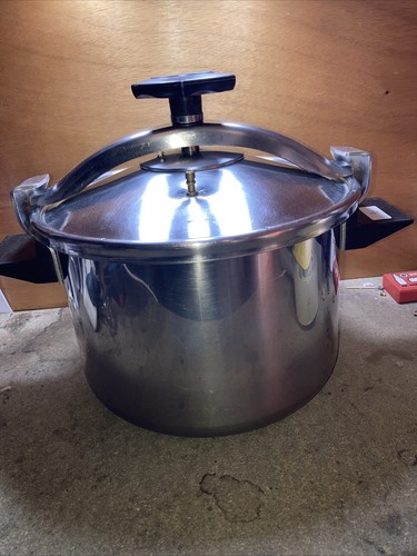 Ancienne cocotte - (d,