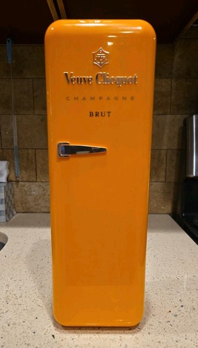 Veuve clicquot bottle - clicquot, holder