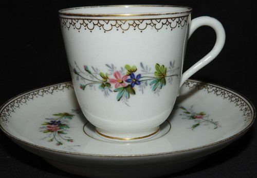 Tasse soucoupe 19ème - &,