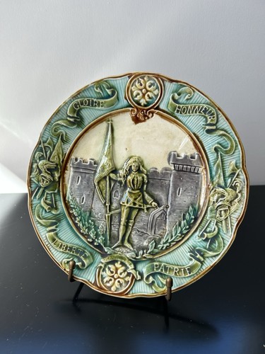 Assiette barbotine onnaing - assiette,