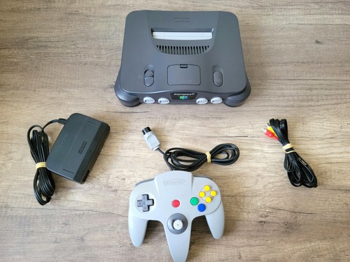 Console nintendo noire avec - nintendo, 64