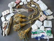 lot anciens ambrasses de