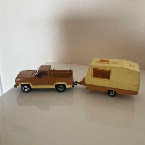 Miniature majorette ensemble - miniature,