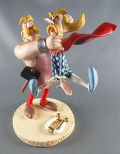 Asterix - Atlas Plastoy - Resin Figure - Strange Cetautomatix Touri Insurance