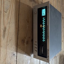 Tuner Marantz Model 104