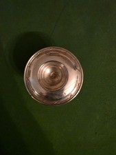 coquetier ancien en métal