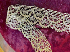 ANCIENNE DENTELLE  AUX FUSEAUX