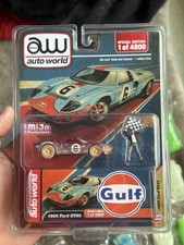 Auto World x American Diorama Ford GT40 1965 Gulf W/ Figure 1/64 CHASE Ultra Red