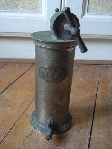 Ancien clystere irrigateur - ancien, clystere,irrigateur