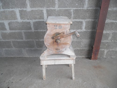 Ancienne baratte - ancienne,