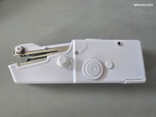 Petite machine à coudre