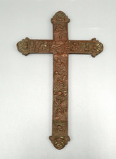 Crucifix en plomb patiné, Décor de Scènes Religieuses, XVIIIème, XIXème siècle