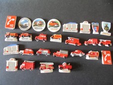 lot de  26 fèves pompier divers