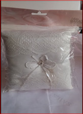 Coussin Porte-Alliance – Mariage Élégant Blanc Dentelle