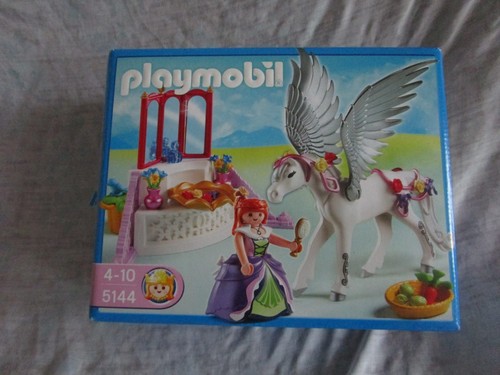Playmobil 5144 cheval ailé - , et