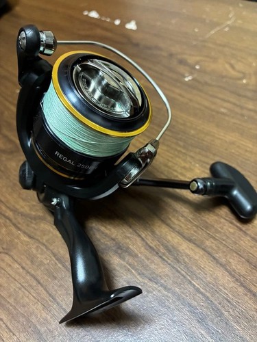 Moulinet toupie daiwa regal - moulinet,